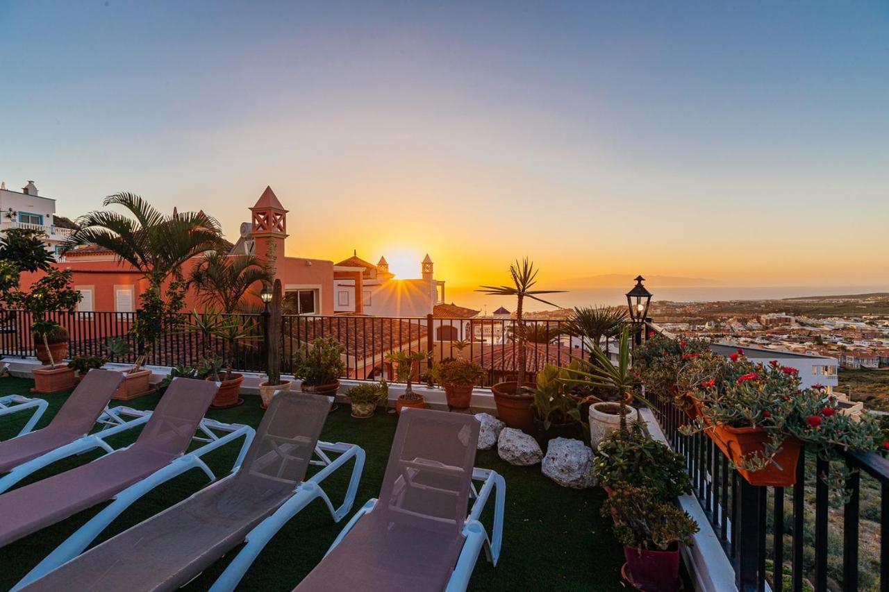 אדחה Villa With Private Pool And Magnificent Views מראה חיצוני תמונה